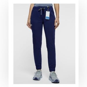 JAANUU Women's Mesh-Enhanced Scrub Jogger NWT